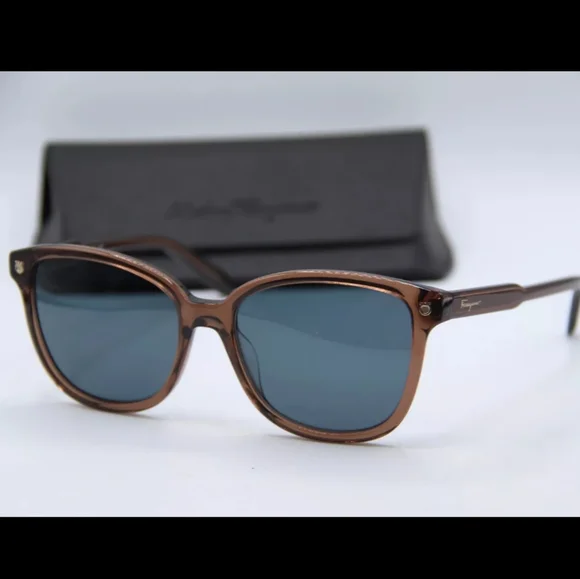 Salvatore Ferragamo | Accessories | Salvatore Ferragamo Sf  display picture 2